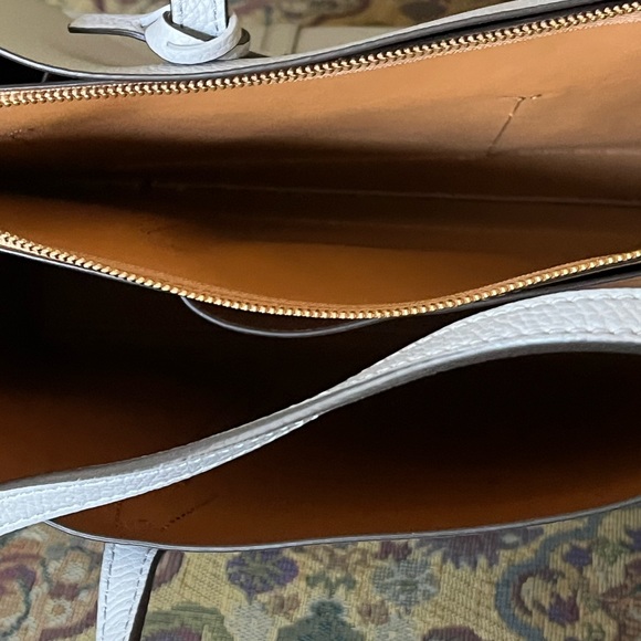 Tory Burch Perry Triple Compartment Tote! - Picture 10 of 11